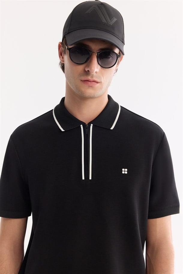 Siyah Kıvrılmaz Polo Yaka Fermuarlı İnterlok T-Shirt