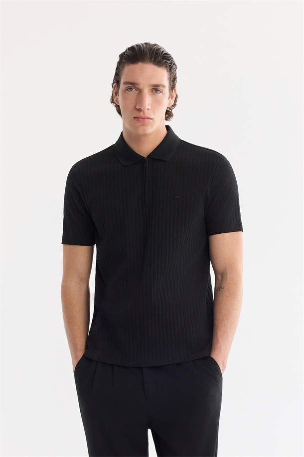 Siyah Kıvrılmaz Polo Yaka Fermuarlı %100 Pamuk Basic T-Shirt