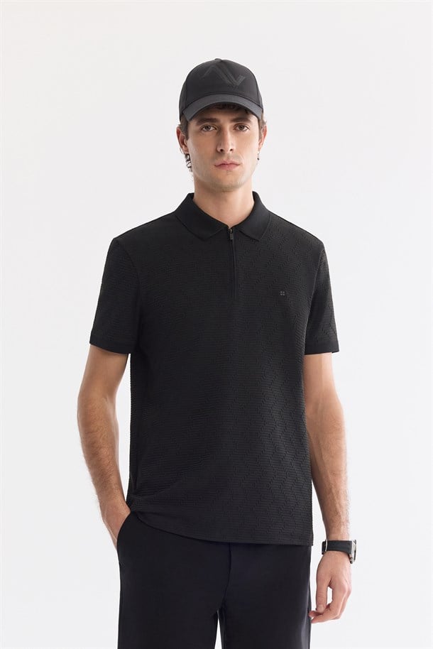 Siyah Kıvrılmaz Polo Yaka Fermuarlı T-Shirt