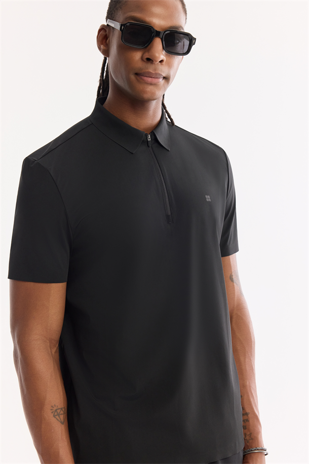Siyah Fermuarlı Polo Yaka Hızlı Kuruyan Kırışmaz T-Shirt