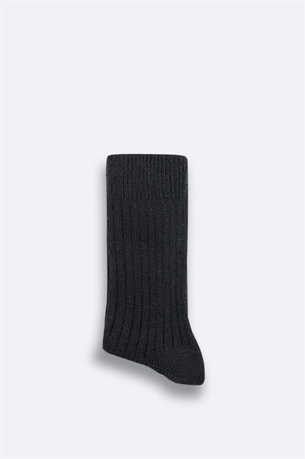 Black Ribbed Ankle Socks