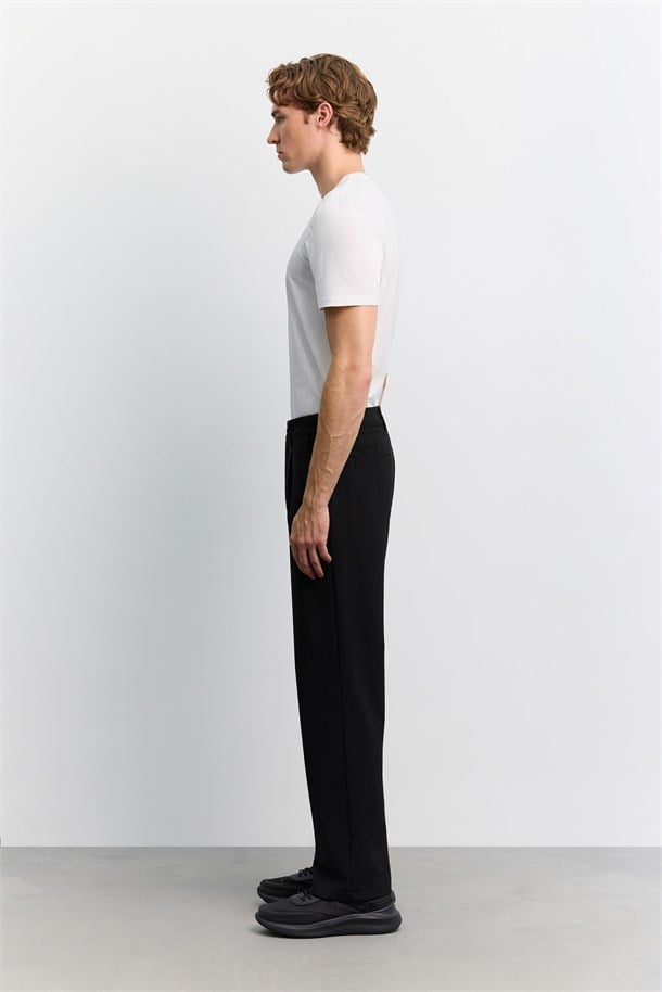 Siyah İnce Fitilli Dokulu Baggy Fit Pantolon