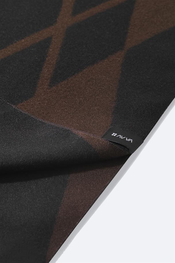 Siyah-Kahverengi Viskon Karışımlı Püsküllü Desenli Şal