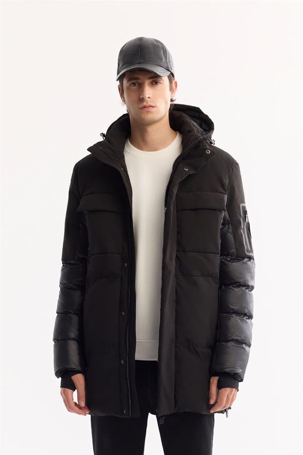 Siyah Kapüşonlu Su İtici Rüzgar Geçirmez -10 Dereceye Dayanıklı Uzun Şişme Mont