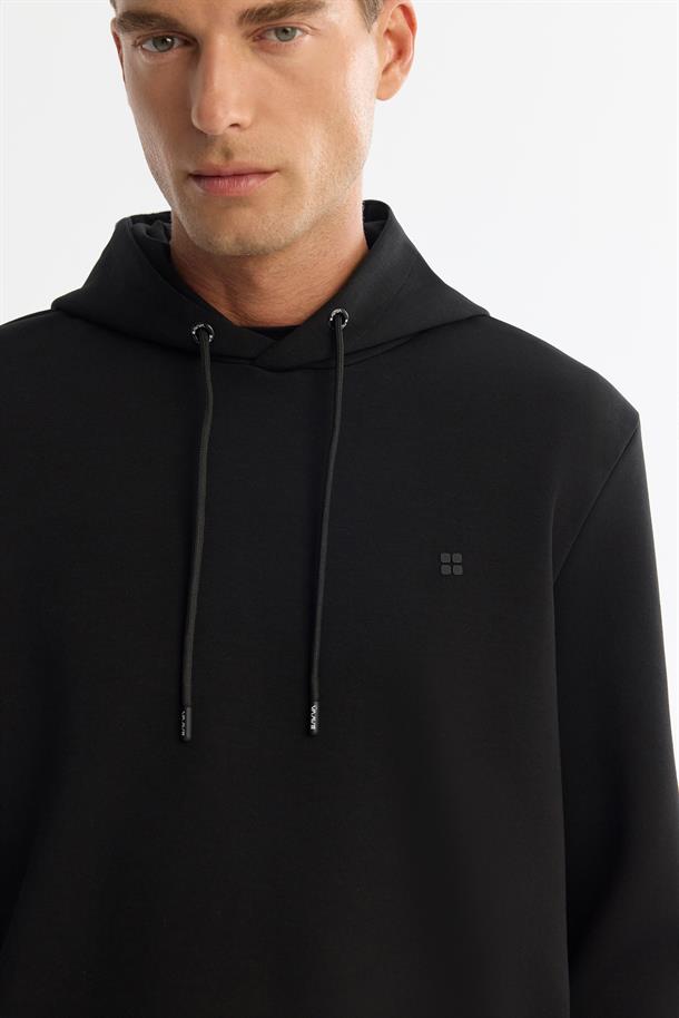 Siyah Kapüşonlu Esnek Yumuşak Doku İnterlok Kumaş Basic Sweatshirt