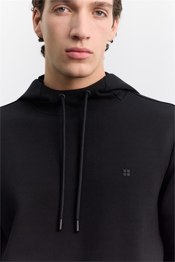 Siyah Kapüşonlu Kolay Ütülenebilir İnterlok Sweatshirt
