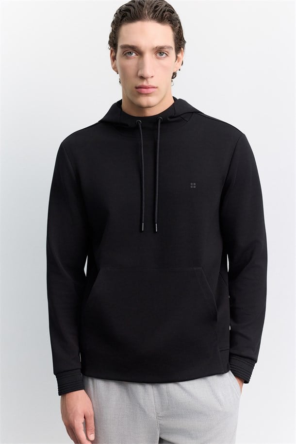 Siyah Kapüşonlu Kolay Ütülenebilir İnterlok Sweatshirt