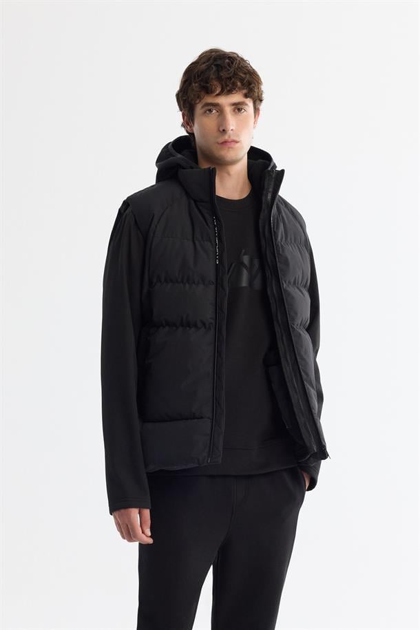 Siyah Kapüşonlu Su İtici Rüzgar Geçirmez Çıkarılabilir Şişme Yelekli Mevsimlik Mont