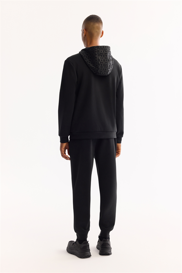 Siyah Kapüşonlu İçi Şardonlu Soft Touch Baskılı Sweatshirt