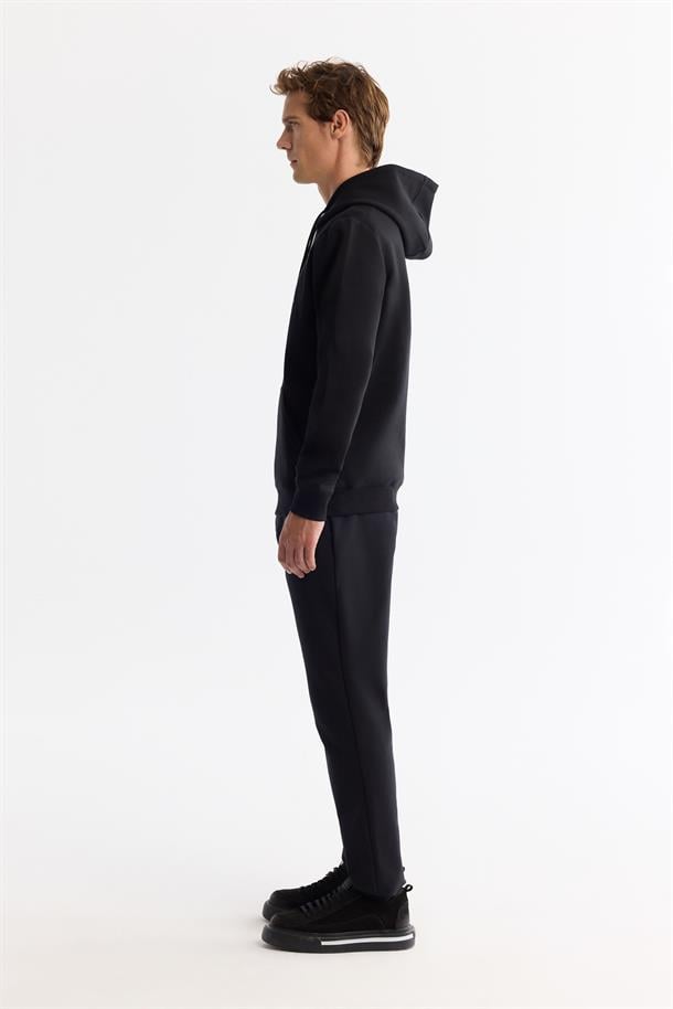 Siyah Kapüşonlu Pamuklu Baskılı Elastan Sweatshirt