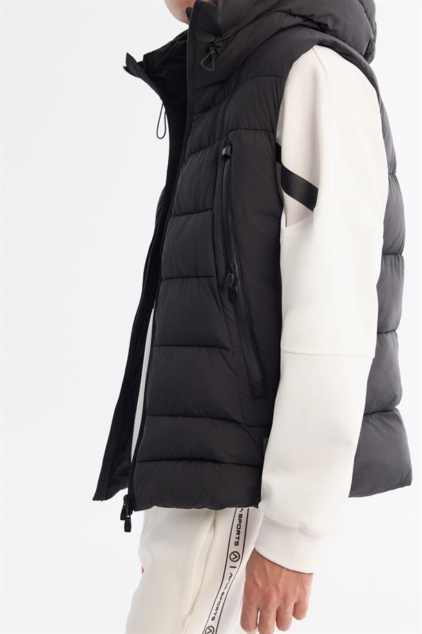 Siyah Kapüşonlu Su İtici Rüzgar Geçirmez Şişme Yelek