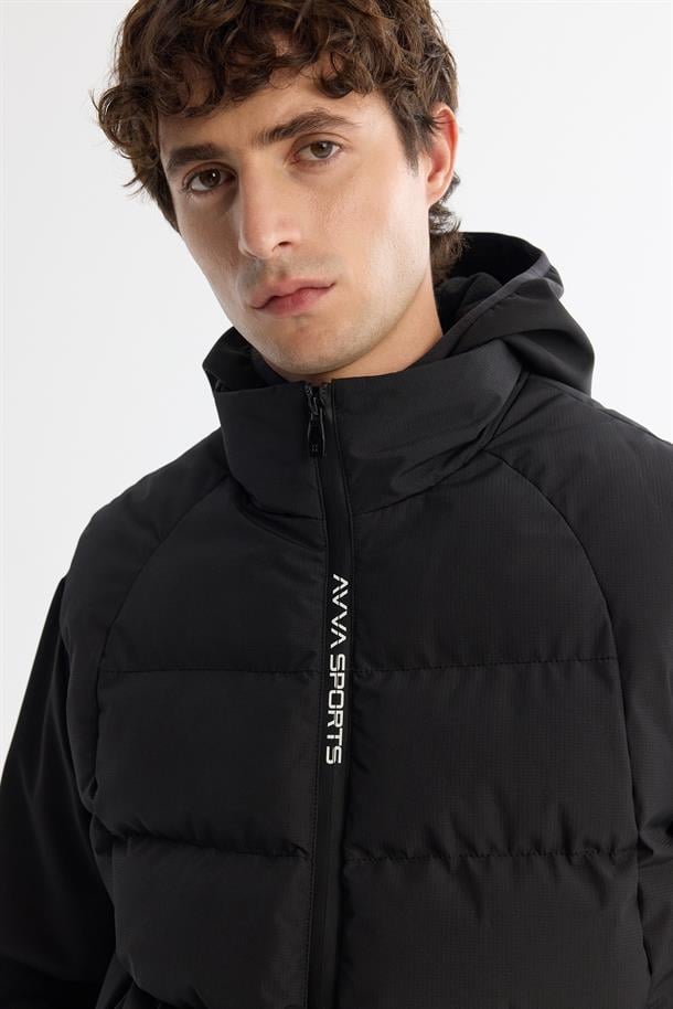 Siyah Kapüşonlu Su İtici Rüzgar Geçirmez Çıkarılabilir Şişme Yelekli Mevsimlik Mont