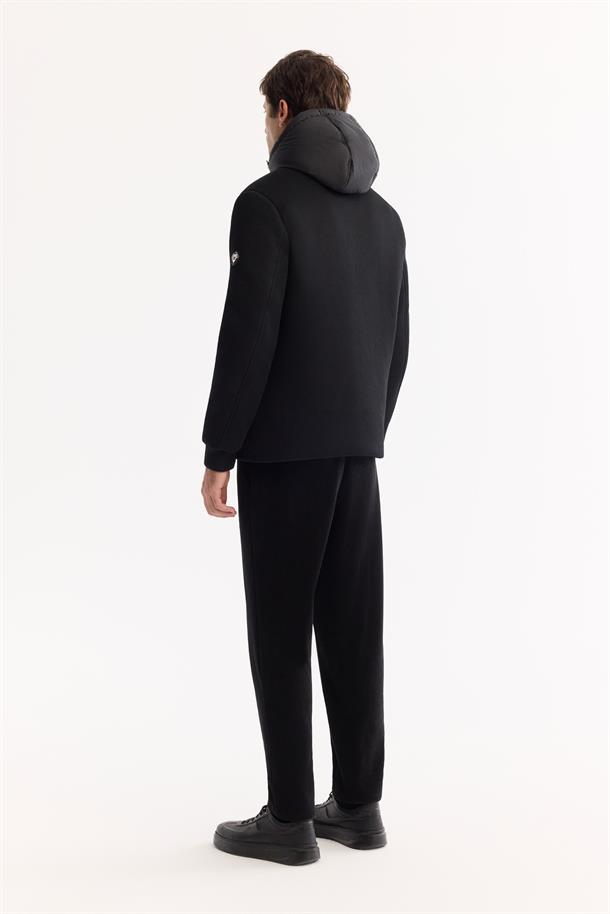 Black Hooded Water Repellent Puffer Jacket Resistant to -5°C