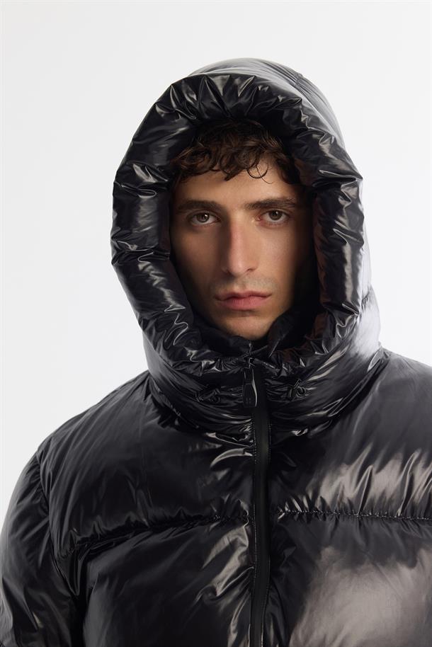 Black Windproof Hooded Puffer Jacket