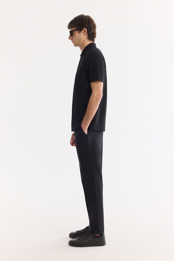 Siyah Kıvrılmaz Polo Yaka %100 Pamuk Basic T-Shirt
