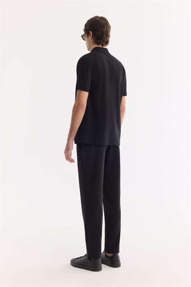 Siyah Kıvrılmaz Polo Yaka %100 Pamuk Basic T-Shirt