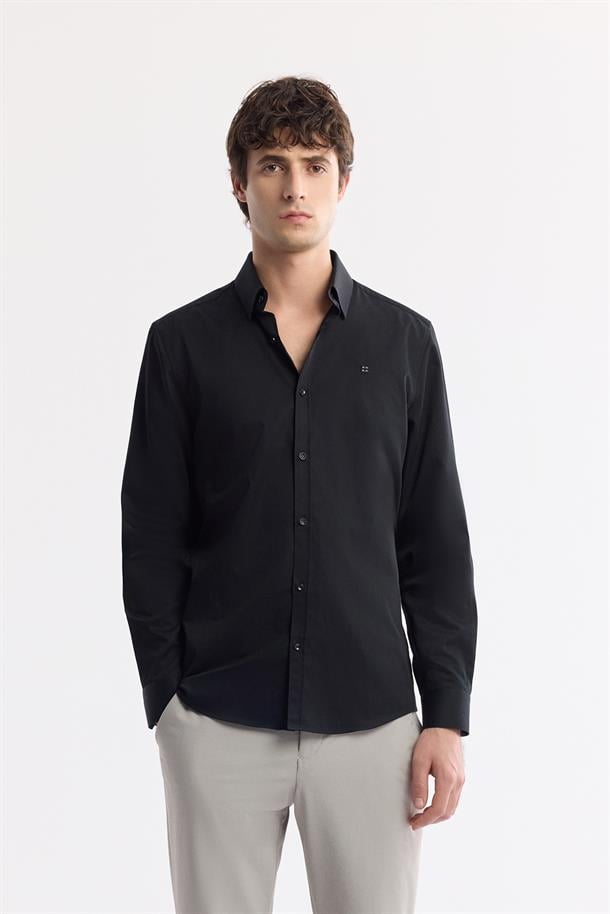 Siyah Klasik Yaka %100 Pamuk Saten Kolay Ütülenen Gömlek