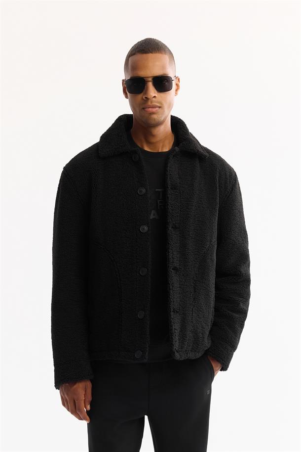 Siyah Klasik Yaka Rüzgar Geçirmez -4 Dereceye Dayanıklı Peluş Mont