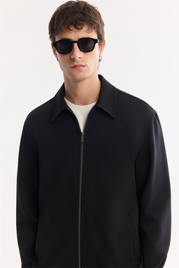 Siyah Klasik Yaka Diyagonel Fermuar Kapama  Örme Gömlek Ceket