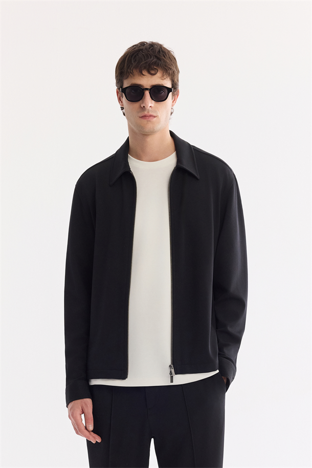 Siyah Klasik Yaka Diyagonel Fermuar Kapama  Örme Gömlek Ceket