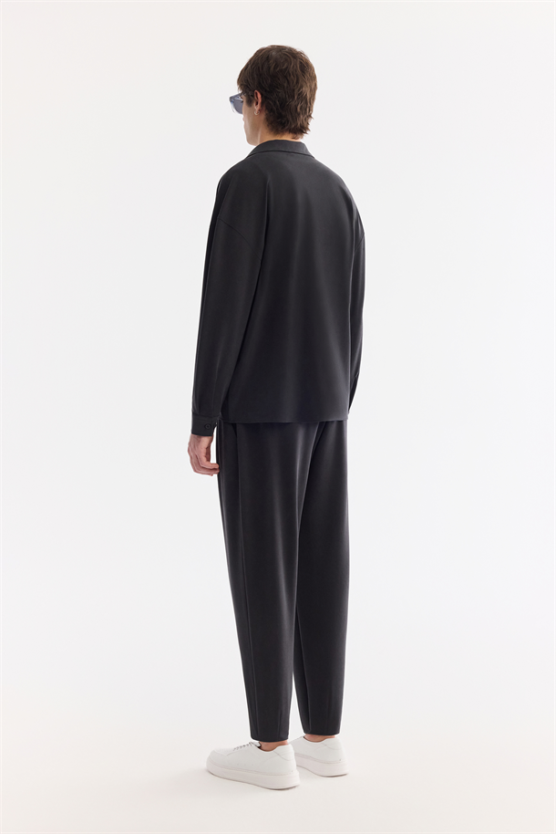 Siyah Apaj Yaka Nefes Alan Soft Touch Gömlek