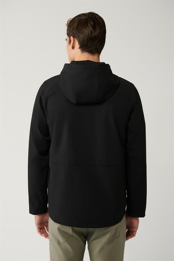 Siyah Kapüşon Yaka Reglan Kollu Su İtici İnce Mont