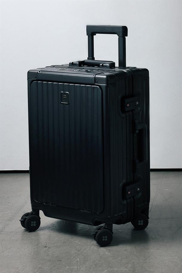 Siyah Polipropilen Laptop Bölmeli USB Sarj Özellikli Küçük Boy Bavul