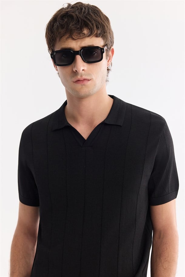 Siyah Polo Yaka Düğmesiz Dokulu Triko T-Shirt