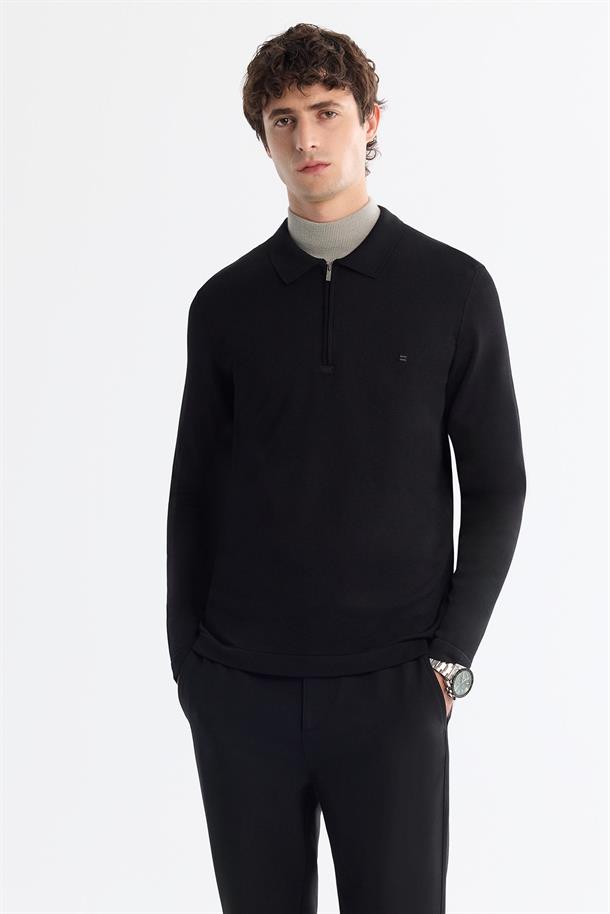 Siyah Fermuarlı Polo Yaka Rayon Triko Kazak
