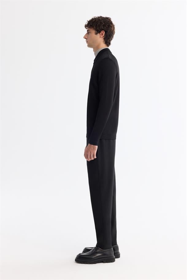 Siyah Fermuarlı Polo Yaka Rayon Triko Kazak