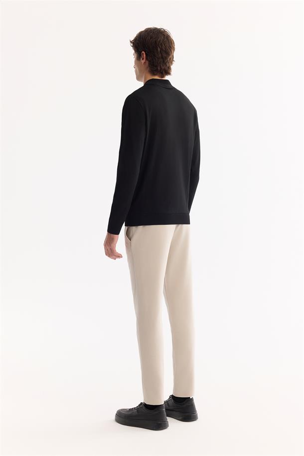 Siyah Polo Yaka Fermuarlı Rayon Tüylenmeyen Dokulu Triko Kazak