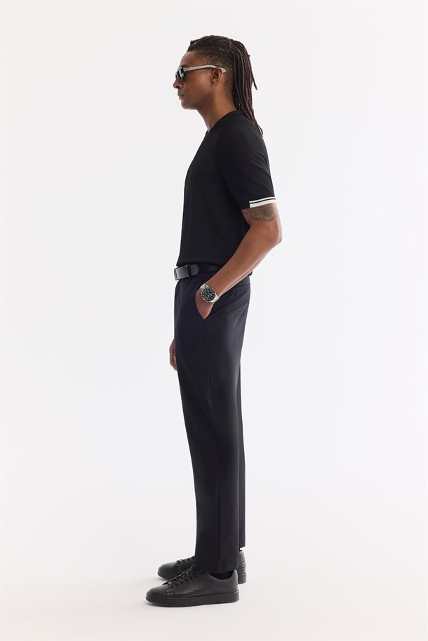 Siyah Polo Yaka Fermuarlı Rayon Karışımlı Triko T-Shirt