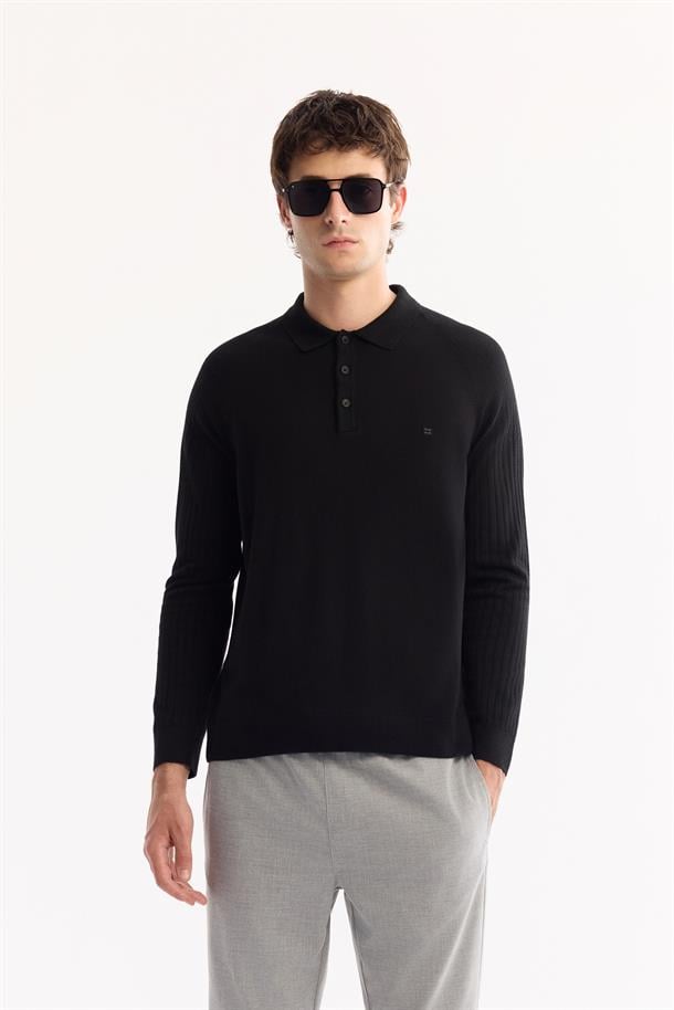 Siyah Polo Yaka Düğmeli Soft Touch Dokulu Triko Kazak