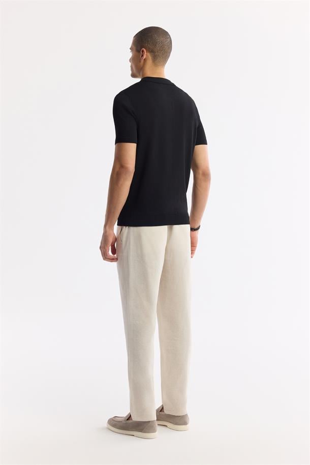 Siyah Polo Yaka Düğmeli Fitilli Rayon Triko T-Shirt