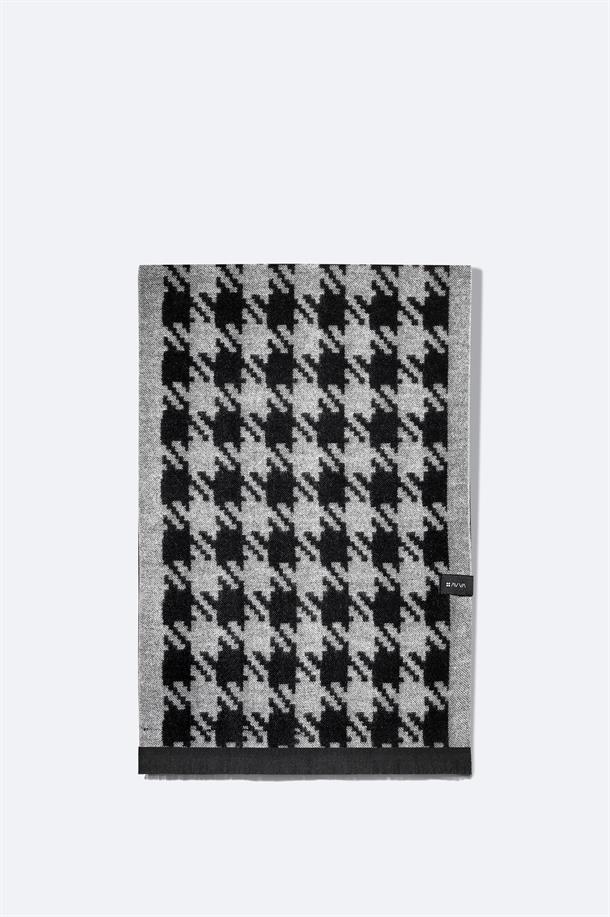 Siyah Viskon Karışımlı Püsküllü Desenli Şal