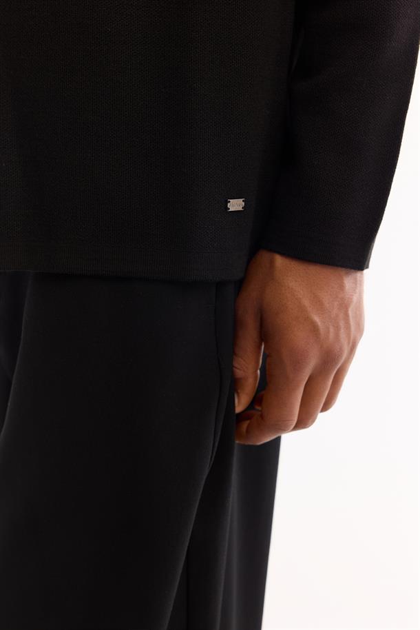 Siyah Şal Yaka Düğmeli Yün Karışımlı Hırka