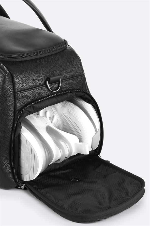 Black Leather Travel Bag