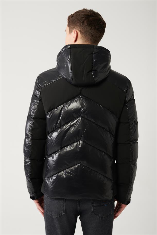 Siyah Kaz Tüyü Su İtici ve Rüzgar Geçirmez Taşıma Askılı  Şişme Kayak Montu