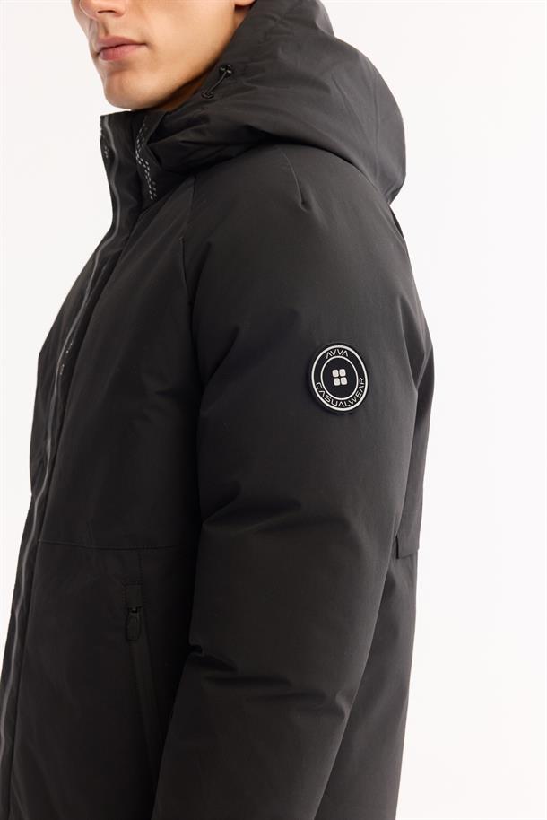 Siyah Kapüşonlu Su İtici Rüzgar Geçirmez -15 Dereceye Dayanıklı Şişme Kayak Montu