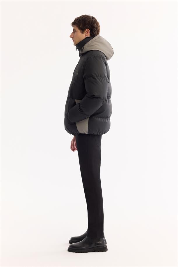 Black Hooded Water Repellent Puffer Jacket Resistant to -10°C