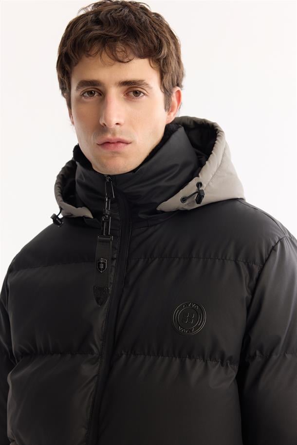 Black Hooded Water Repellent Puffer Jacket Resistant to -10°C