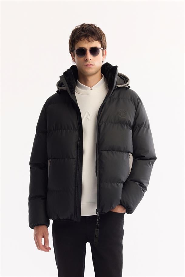 Black Hooded Water Repellent Puffer Jacket Resistant to -10°C