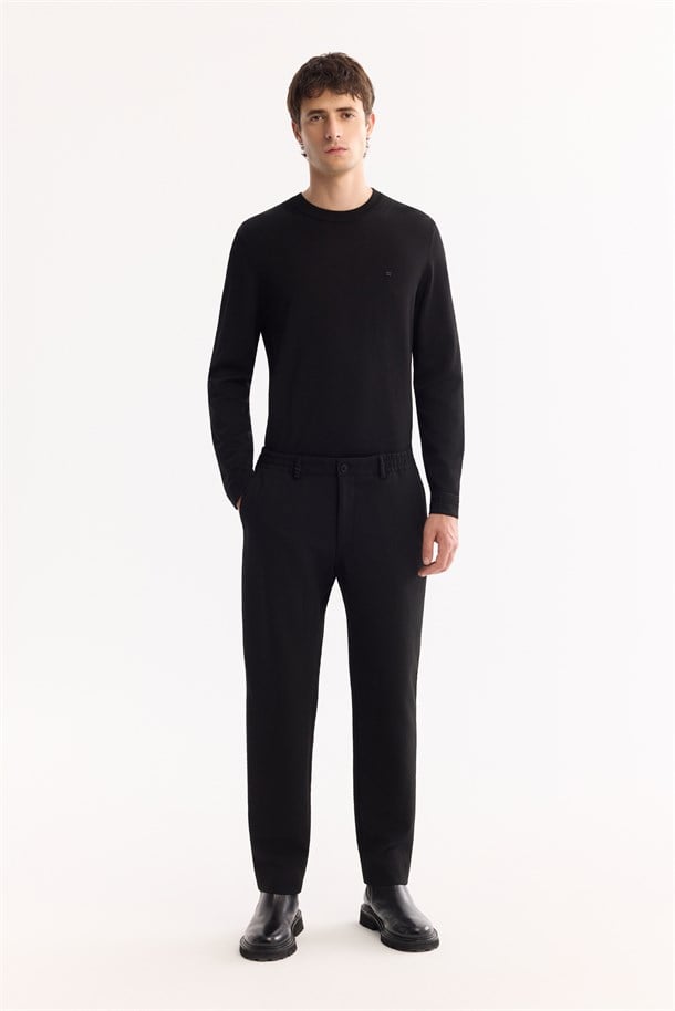 Siyah Yani Lastikli Bi-Stretch Hafif Pantolon