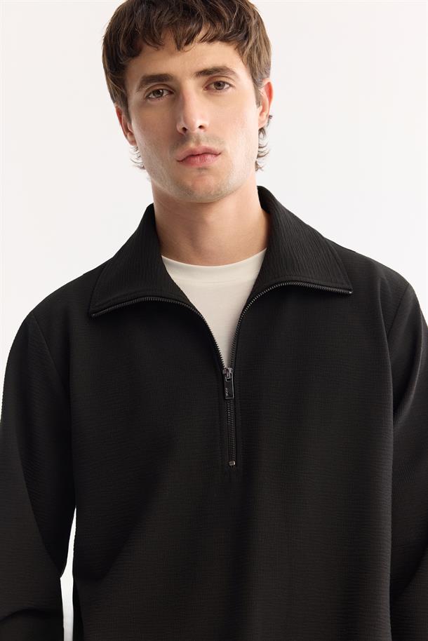 Siyah Yarım Fermuarlı Kolay Ütülenen Bi-Stretch Sweatshirt
