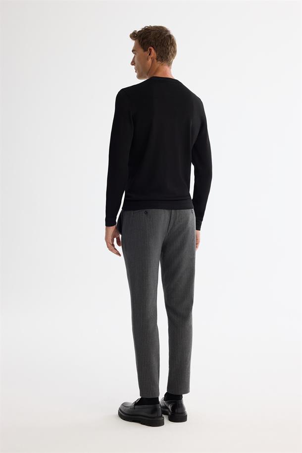 Siyah Yüksek Bisiklet Yaka Rayon Triko Kazak