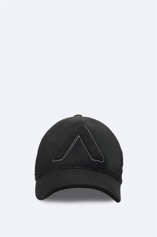 Siyah Yün Karışımlı Önü Nakış Detaylı Kaşe Şapka