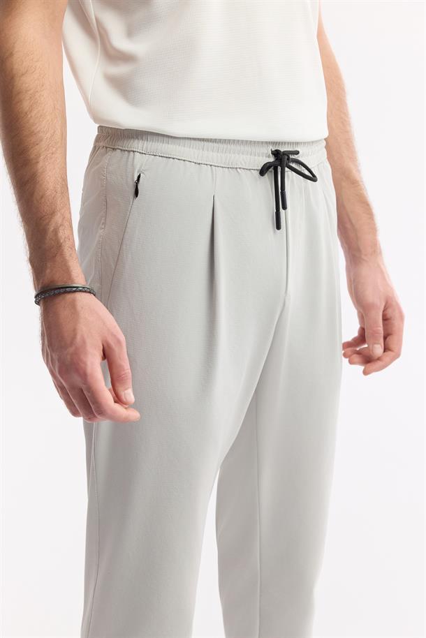 Taş Beli Lastikli Bağcıklı Pileli Pantolon