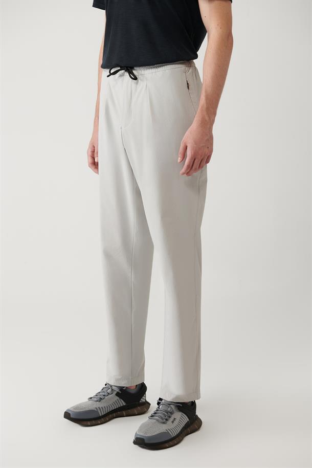 Taş Beli Lastikli Bağcıklı Fermuar Cepli Su İtici Bi-Stretch Pantolon