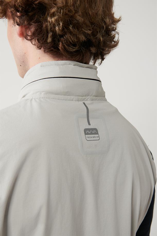 Taş Dik Yaka Kapüşonlu Fermuarlı Su itici Bi Stretch Yelek