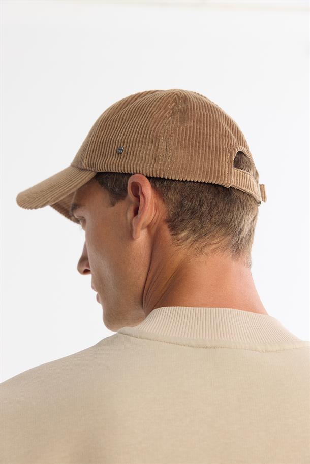 Vizon %100 Pamuk Fitilli Kadife Spor Şapkası